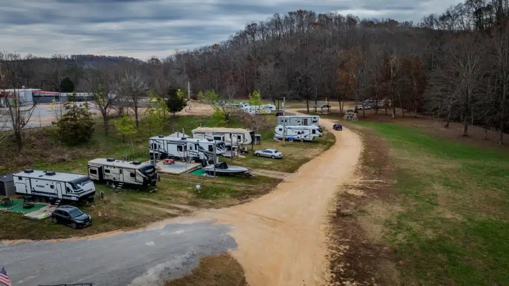 rv parks on tennessee river