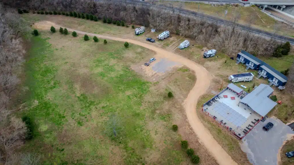 rv parks near dickson tn